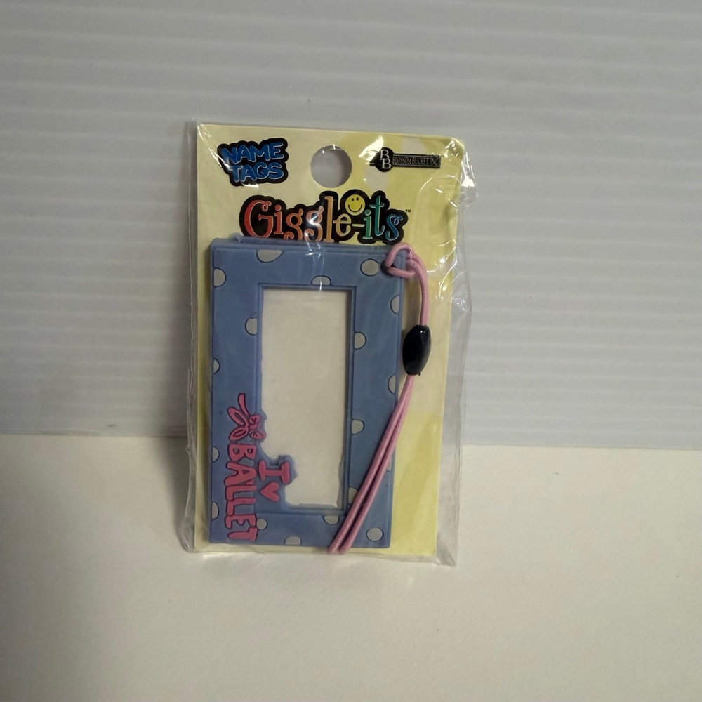 Girls Blossom Bucket, Inc Blue Pink Gigglets Name Tag One Size I love Ballet New - Picture 5 of 9